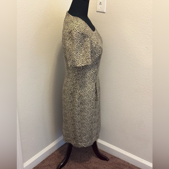 Spenser Jeremy 100% Silk Animal Print Sheath Dress Short Sleeve Size 6 - Picture 2 of 8